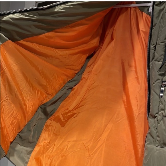 Orolay Women's Thickened Down Jacket, army green. "famous Amazon jacket" - Picture 4 of 11